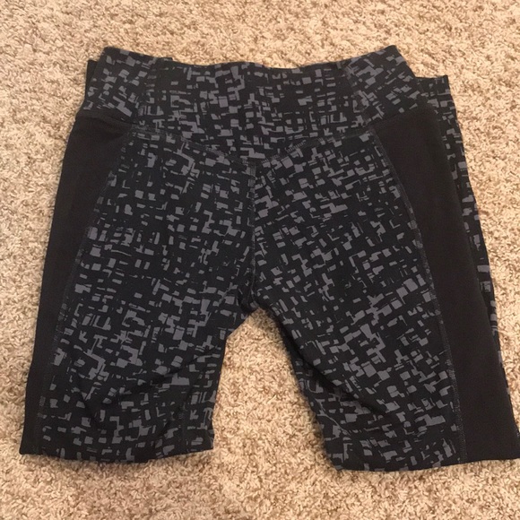 Women’s Athletic Leggings - Picture 2 of 2